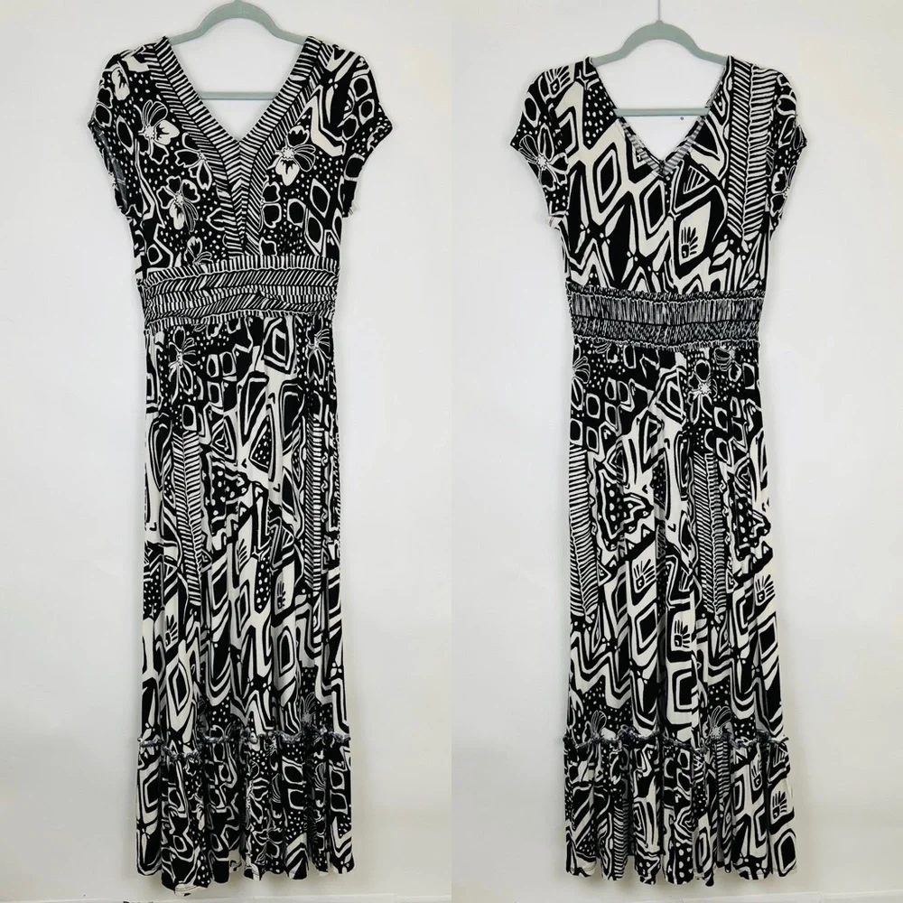 SOFT SURROUNDINGS maxi dress in black and white geometric and floral pri… - Picture 1 of 14